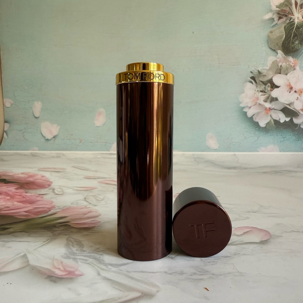 Tom Ford Private Blend Atomizer/ Case for Travel, New, Magnet Cap - Picture 2 of 3